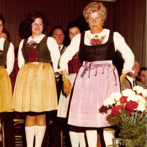 25. Jubiläum Haselsteinerchor im Astnersaal, l. Loinger Barbara, r. Herma