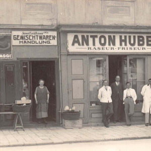 Anton Huber, Raseur - Friseur