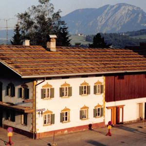 Abriss des Bauernhaus *Unterer Metzger* auch Gollner und Klinglerhaus, jetzt Bank Austria