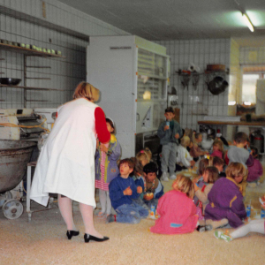 Frau Ilse Eder begeisterte die Kinder