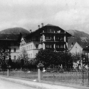 ca. 1940. W&ouml;rgler Krankenhaus in der KR-Martin-Pichler-Stra&szlig;e von 1900 - 1999