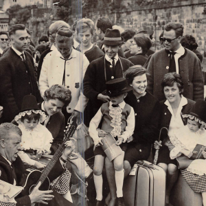 1963, Llangollen in Wales, herzliche Begrüßung!