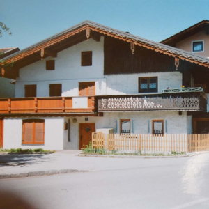 1996, Radmacher oder Dreifaltigkeitshaus in der Wildschönauer Straße 3B