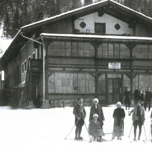 Gasthaus Hennersberg, Fam. Falbesoner