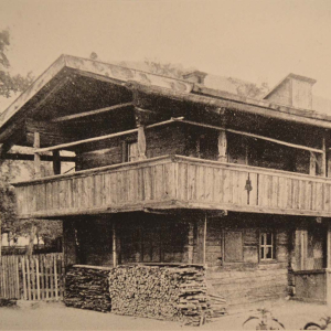 Altes Messner und Schulhaus, Friedhofstraße