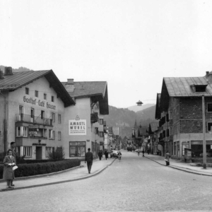 Der Gasthof Cafe Hauser war in der Bahnhofstraße, heute das Fusslhaus