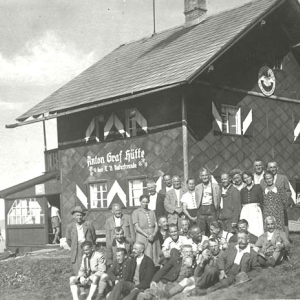 Anton Grafhütte, Naturfreunde ca. 1925