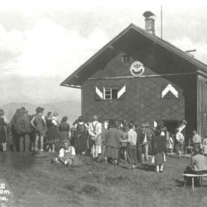 Anton Grafhütte, Naturfreunde ca. 1925