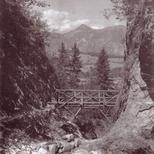 Der 1,2 km lange Schluchtenweg in die Aubachklamm war 1933 eine Attraktion für Einheimische und Touristen. Foto: Unterguggenberger Insitut
