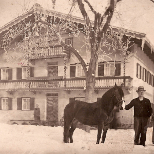 ca. 1920-1930, Unterkrumbacher, Georg Egger mit Schwester