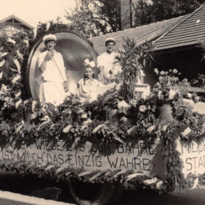 Stadt - Erhebungs - Feier vom 17. - 19. August 1951