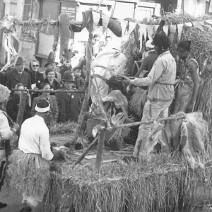 Fasching in Wörgl, 1.v.r. Haupt Franz, 2.v.r. Silberberger Hans