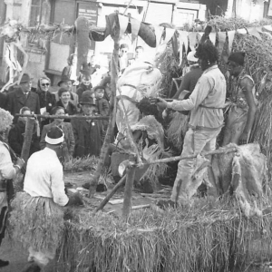 Fasching in Wörgl, 1.v.r. Haupt Franz, 2.v.r. Silberberger Hans