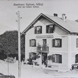 Gasthaus zum Spitzer, mit hoher Salve