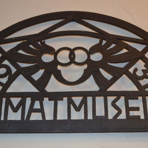 Schild Heimatmuseum von Mathias Widmann 1935