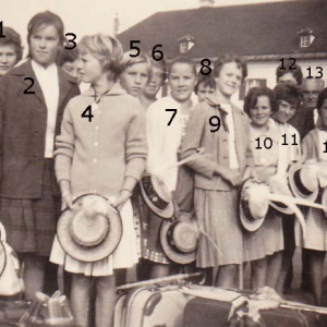 1. Kaligofsky Traudl, 2. Kaligofsky Sieglinde, 4. Schrattenthaler Elfriede, 6. Hormayr Elisabeth, 7. Langebner Waltraud, 8. Schneck Hannelore, 10. Pechersdorfer 12. Kröll Evi, 13. Mitterer Max, 14. Koidl Annemarie, 15. Söllradl Rosi