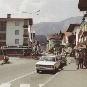 Textil und Schuh Supermarkt in der Bahnhofstraße