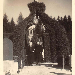 Früherer Eingang in den Waldfriedhof